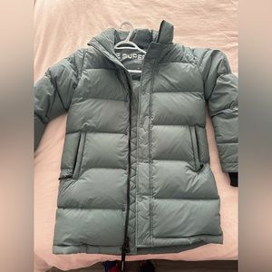Grey mid super puff size medium